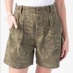CITIZENS OF HUMANITY Cassidy Pleat Pocket Short